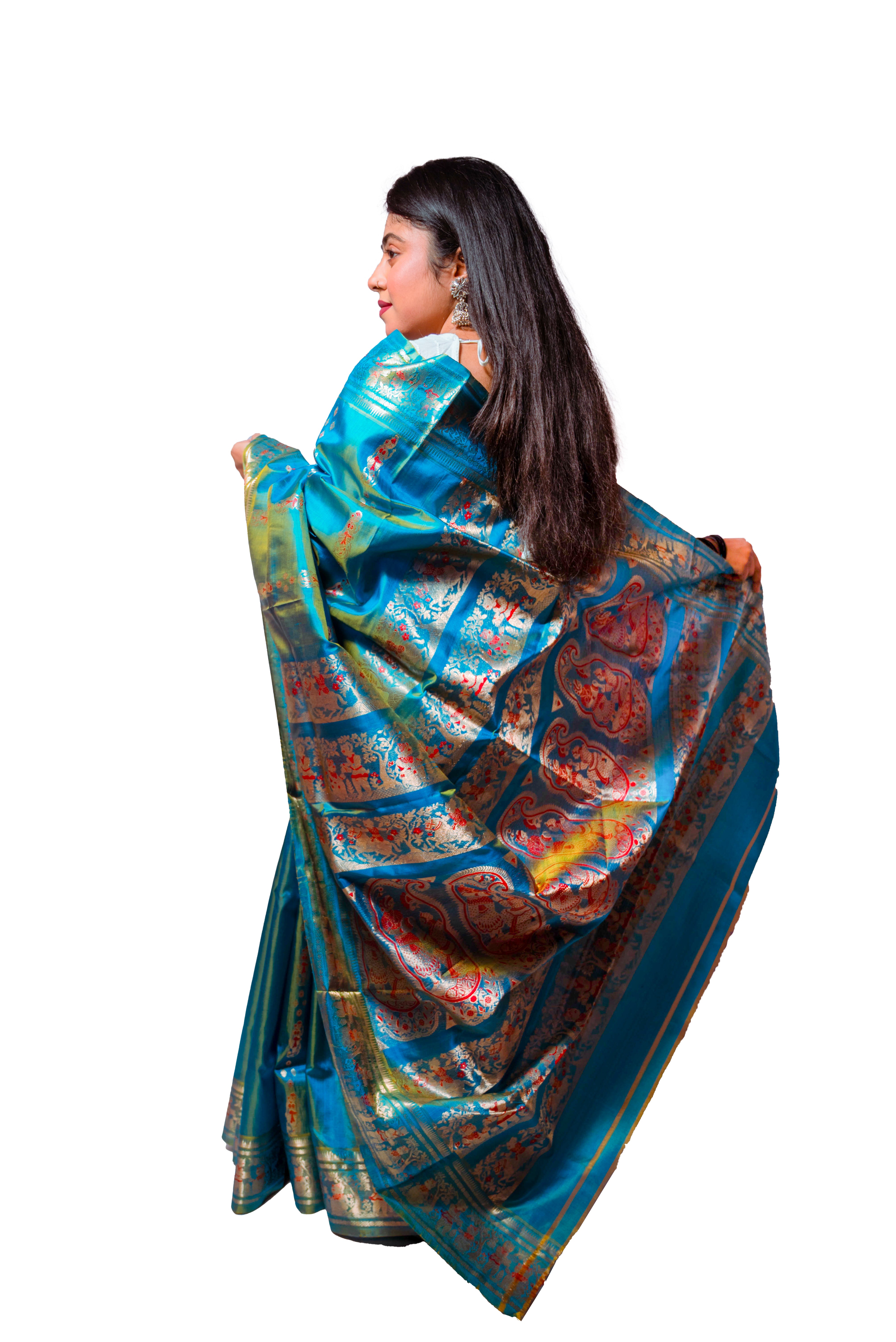 Royal Blue Garad Swarnachuri Silk Saree with Golden Zari & Floral Weaves