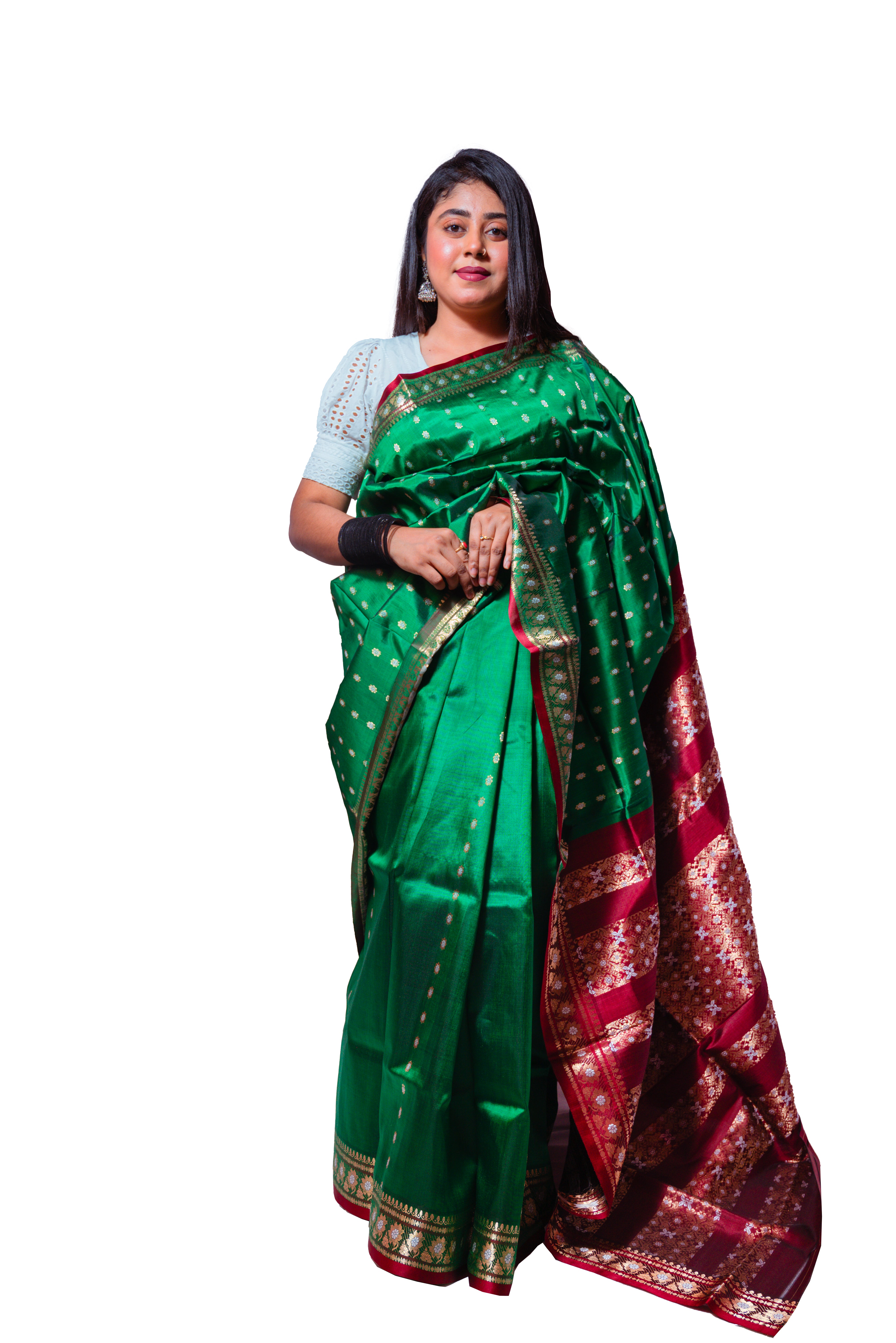 Traditional Green Garad Silk Saree with Maroon Zari Pallu & Intricate Weaves